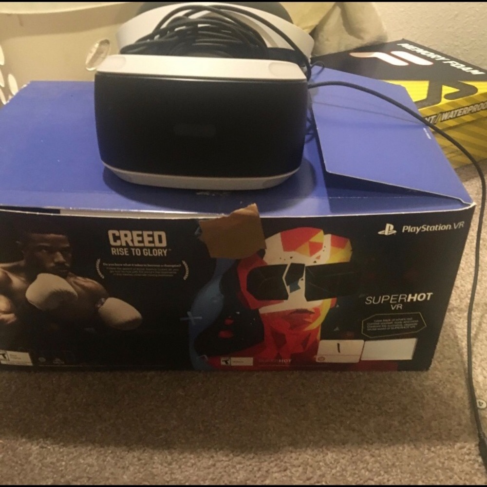 PLAYSTATION VR